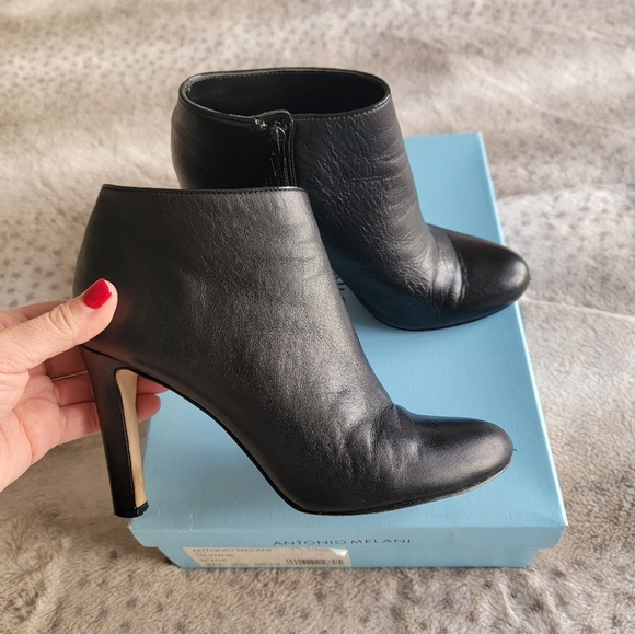 ANTONIO MELANI Shoes - Antonio Melanie Glynne Boots, size 6